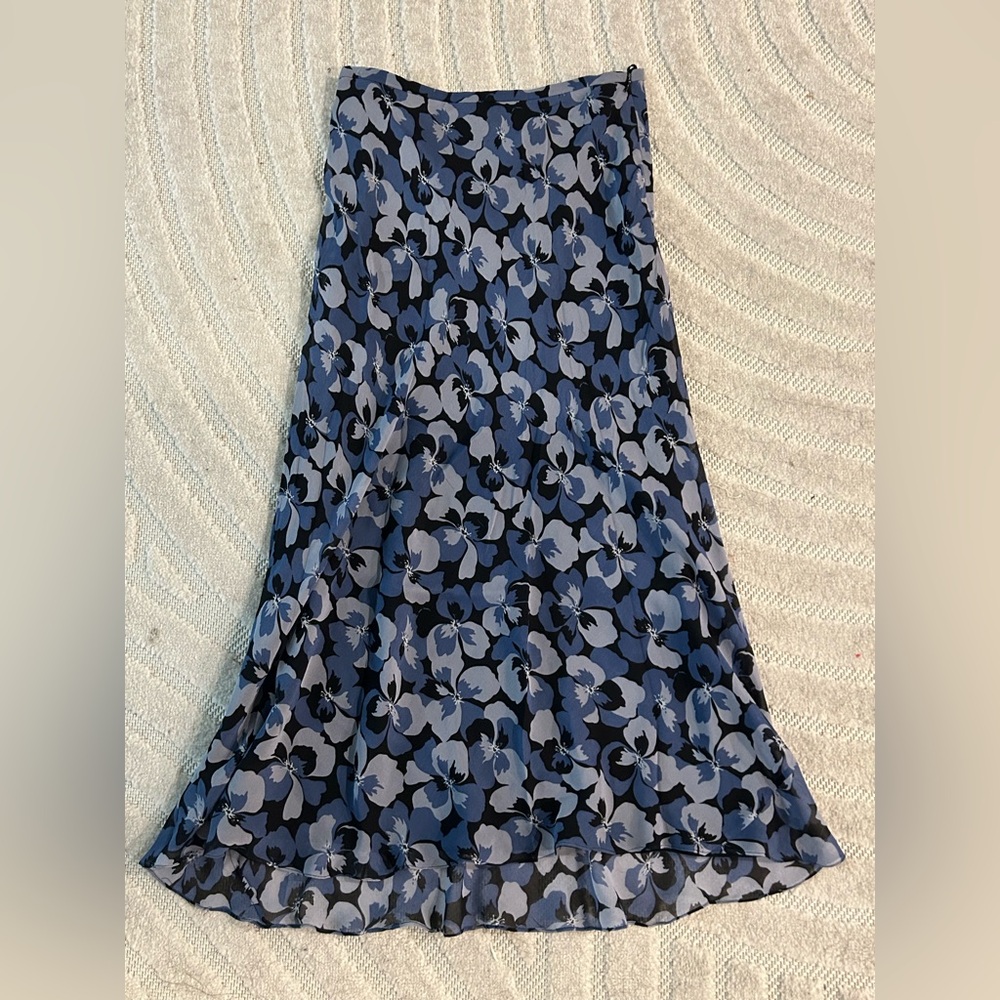 Vintage Jones New York Blue Silk Floral Long Flowy Skirt - Size 8